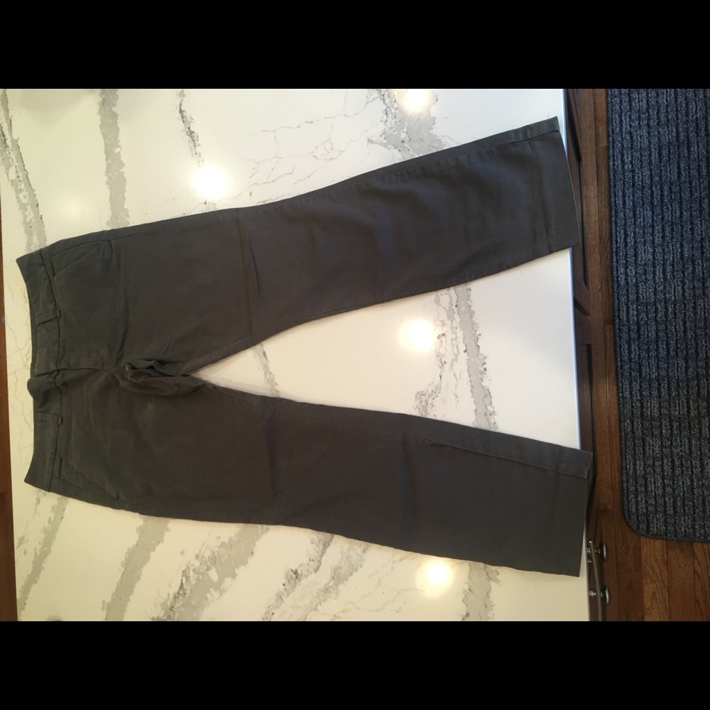J crew Grey capri